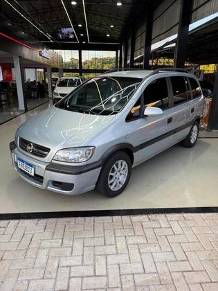 CHEVROLET ZAFIRA 2.0 MPFI COMFORT 8V FLEX 4P MANUAL CHEVROLET ZAFIRA 2.0 MPFI COMFORT 8V FLEX 4P MANUAL